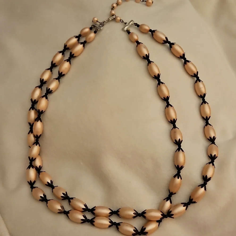 Vintage MCM Black and Light Pink Acrylic Beaded Necklace